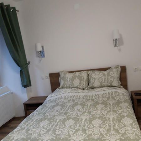 Sara House Lägenhet Bistriţa Rum bild